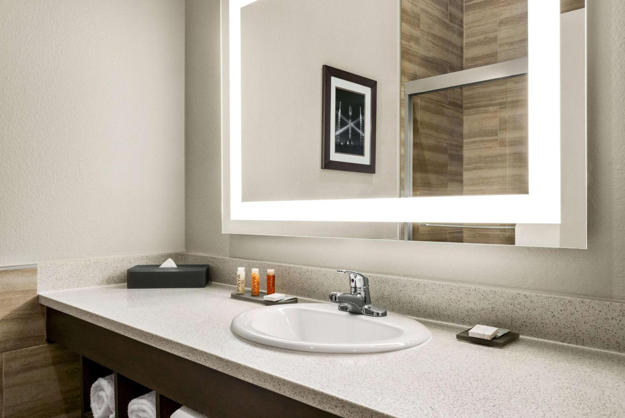 La Quinta By Wyndham Brownsville North Exterior foto